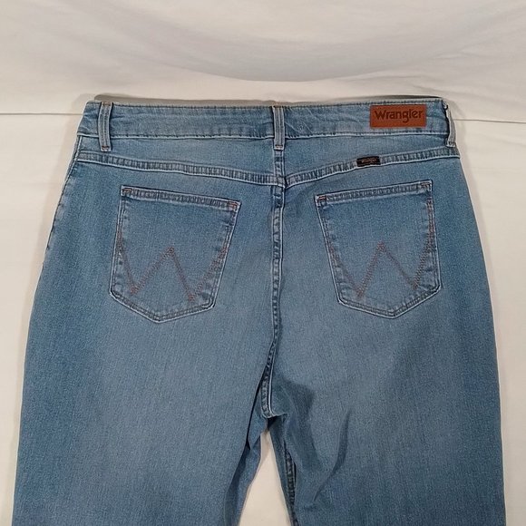 Wrangler Women's High Rise Bootcut Jeans-Starcrossed-Various Sizes-New with Tags - Picture 4 of 5